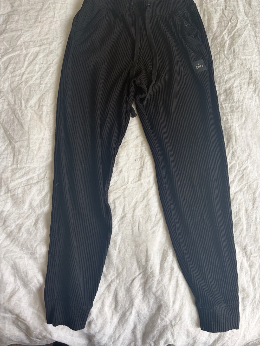 ALO Yoga Black Ribbed Set - Picture 3 of 7